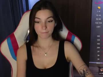 girl Live Porn On Cam with keyc_douson