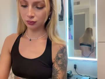 girl Live Porn On Cam with bellabyers