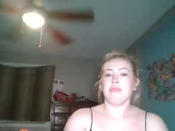 girl Live Porn On Cam with daisyblaze444
