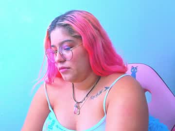 girl Live Porn On Cam with littlesweetmaria