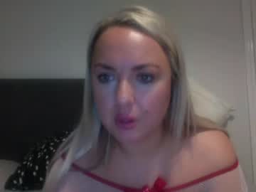 girl Live Porn On Cam with kinkykassie69x