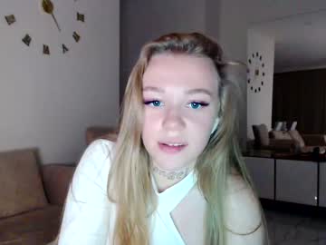 girl Live Porn On Cam with evamangoo
