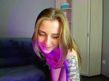 girl Live Porn On Cam with ginger__candy