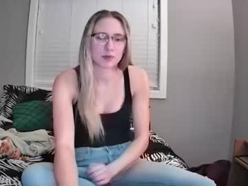 girl Live Porn On Cam with pixidust7230