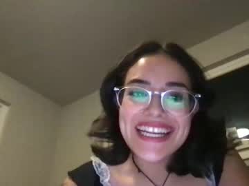 girl Live Porn On Cam with alexandriaaaa