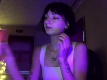 girl Live Porn On Cam with kitten_like