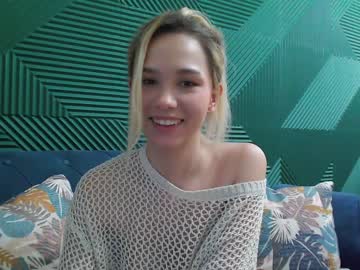 girl Live Porn On Cam with karinalin18
