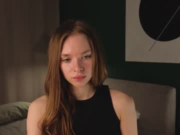 girl Live Porn On Cam with elenegilbertson