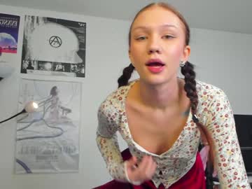 girl Live Porn On Cam with sindy_sue