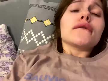 girl Live Porn On Cam with poppy_seed_bun