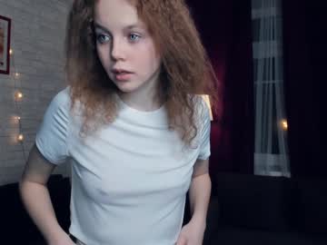 girl Live Porn On Cam with sky_in_my_eyes