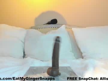 girl Live Porn On Cam with eatmygingersnapps