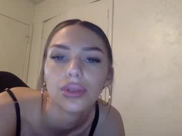 girl Live Porn On Cam with brookebaileyyy