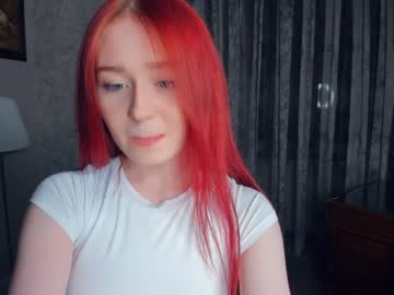 girl Live Porn On Cam with ariel_cute_