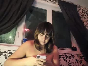 girl Live Porn On Cam with freakynaomi