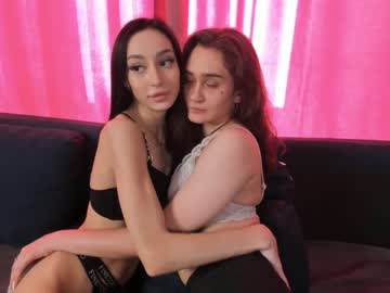 couple Live Porn On Cam with isobellouise