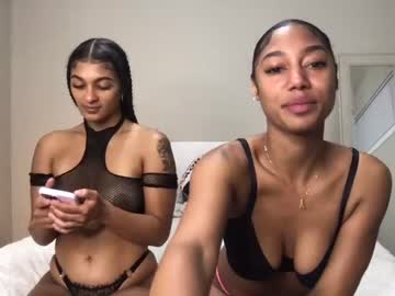 girl Live Porn On Cam with auraspace