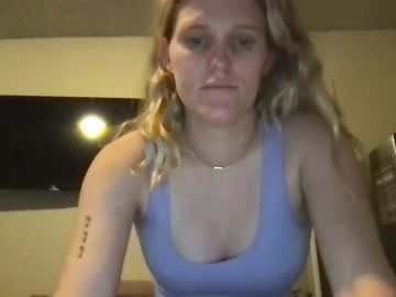 girl Live Porn On Cam with bellamae11