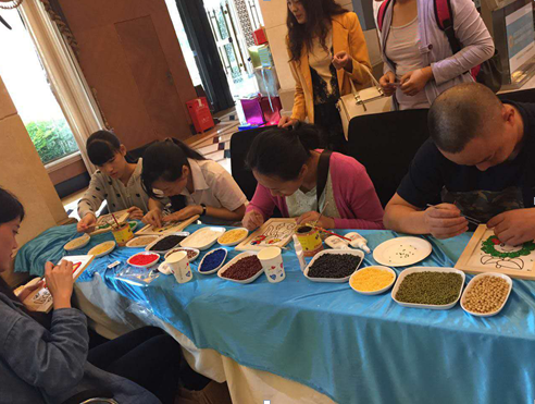 成都佳乐公司举行中秋游园会