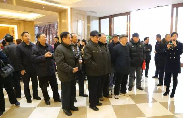 市级老向导考察泸州金融商业中心