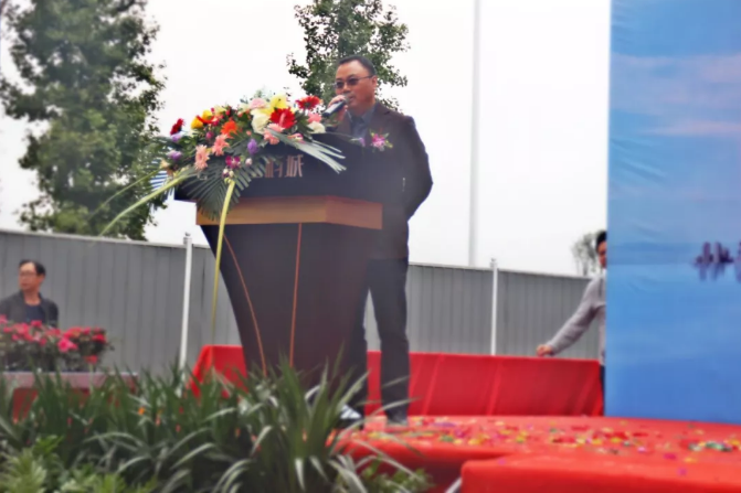 佳乐&middot;江屿城售楼部盛大开放 包机俯瞰乐山新&ldquo;视&rdquo;界